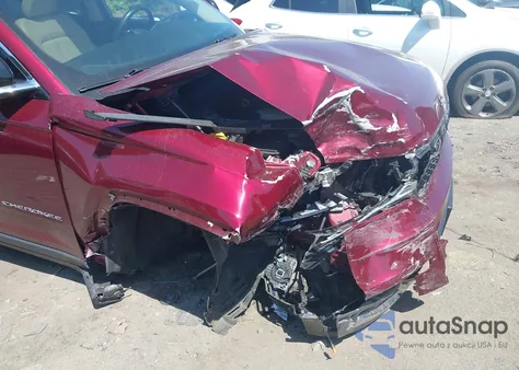 2021 Jeep Grand Cherokee L Limited 4X4 из США, поврежденный, VIN 1C4RJKBG0M8173017